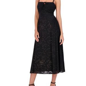 NWT Kensie dress featuring a metallic-threaded finish.  Retails for $138 size 6